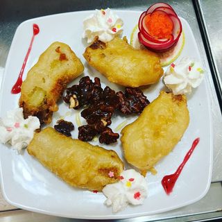 Platano frito con nueces
