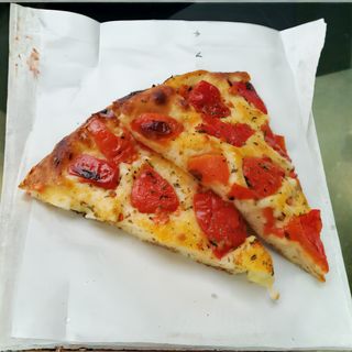 Focaccia tipica barese - trancio 1/4 di ruota