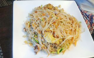 40. Spaghetti di riso con suino