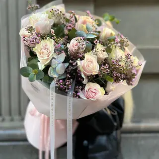 Sweet Pink Roses - Bouquet de 12 Rosas