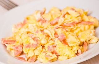 Tapioca de Ovos com Bacon