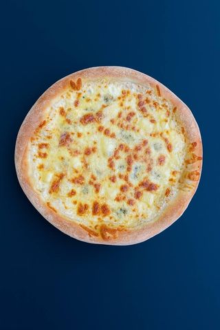 Pizza  Quattro formaggi