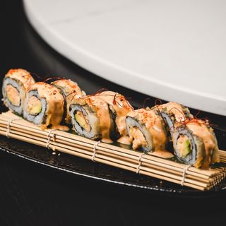 Spicy salmon tempura