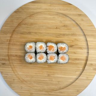 Maki salmon con queso