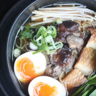 Ramen Veggie de Cogumelos e Pimenta Preta