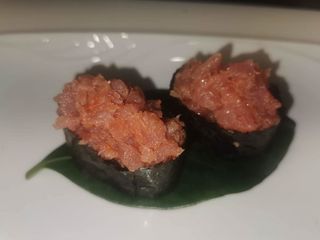 243 Gunkamaki spicy tuna 2pz