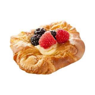 Croissant con crema y frutas