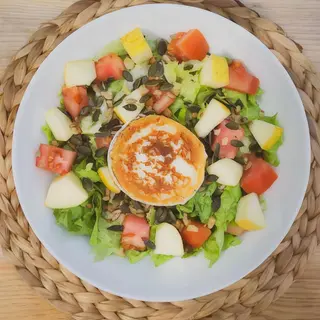 Ensalada Queso De Cabra