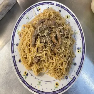 Fideos de arroz con ternera (sin verdura)