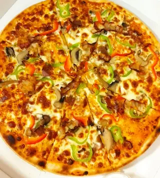Pizza 4 Estaciones (Grande)