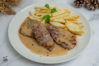 Solomillo En Salsa A La Pimienta Verde