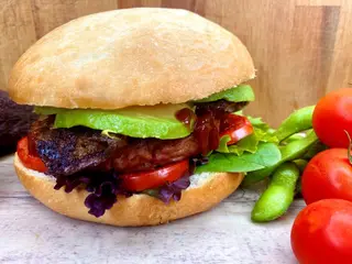 Burger & Queso Trufado