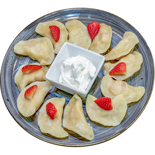 Pierogi z owocami sezonowymi