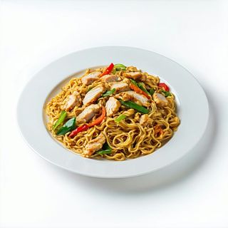 Fideos de arroz con pollo