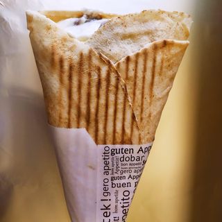 Kebab w cieście z kurczakiem mały