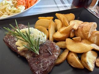 Stek wołowy z rostbefu