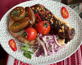 Реберця смажені у гірчічно-медовій глазурі