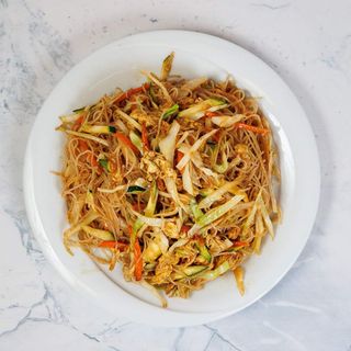 Rižini rezanci s povrćem