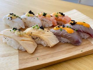 Bandeja Nigiri Flambeado, 8 Piezas