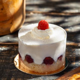 არაჟნის ტორტი ნაჭერი