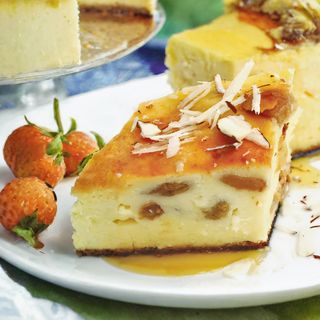 Placinta cu branza dulce si stafide