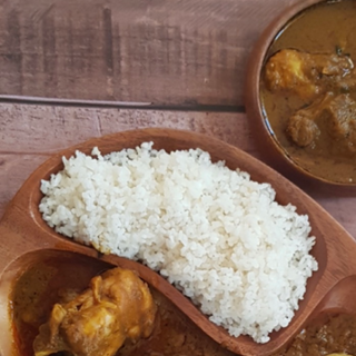 Riz avec Sauce Graine