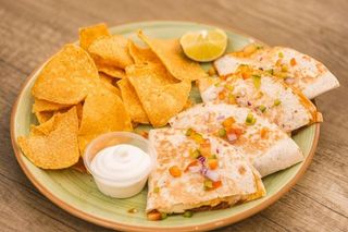 Quesadilla al pastor