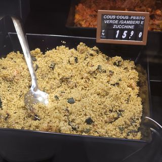 Cous cous gamberi e zucchine