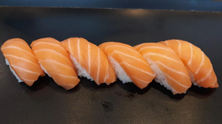 Salmão Trufado Niguiris