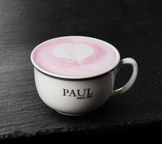 Матча розовая на кокосовом молоке