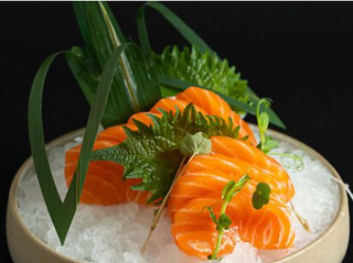 Sashimi salmone 4 pezzi
