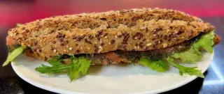 Bocadillo de Salmon