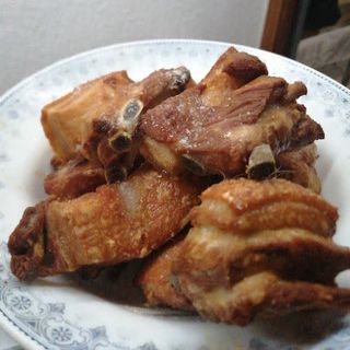 Chicharrón Con Yuca (Pequeño)