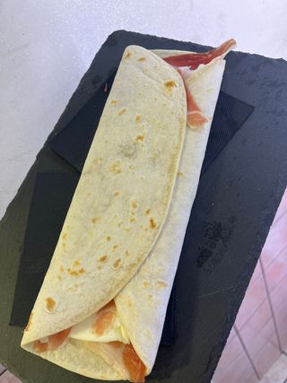 Piadina prosciutto crudo