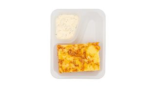 Lasagne bolognese z dipem bazyliowym