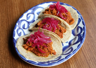TRIO DE COCHINITA PIBIL