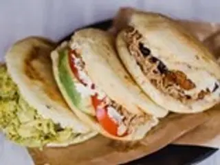 Arepa La Escualida
