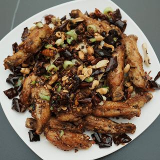 Ali di pollo in salsa piccante