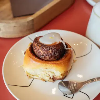 Cinnamon Roll