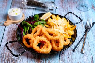 Inele de calamar crocant