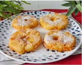Ananas fritto con miele