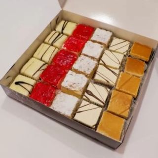 PLATOU ANIVERSAR MINI PRAJITURI MEDIU_