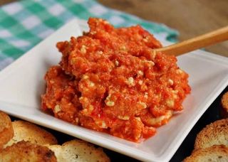 Грили салата 100гр. (Леко пикантна)