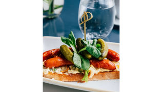 Frankfurterki z pieca na grzance