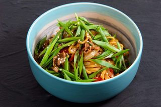 Удон с курицей 