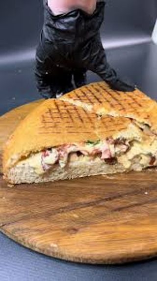 Дьонер маленький курячий (290 гр)