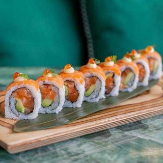 Maki Roll salmón braseado (8 piezas)