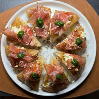 Crudo e stracciatella