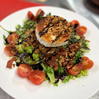 Ensalada De Rulo De Cabra