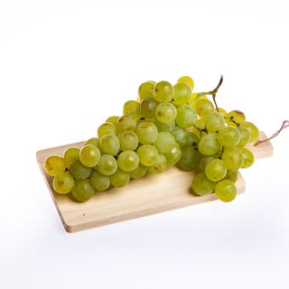 Struguri albi romanesti 1kg